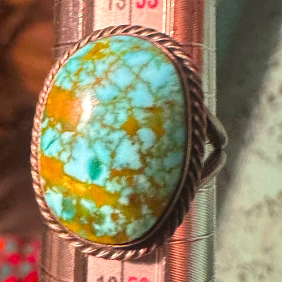 Vintage Sterling Silver and Kingman Turquoise - Picture 8 of 9